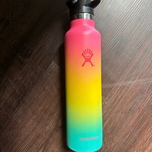 Limited Edition Hydro Flask Shave Ice 24 oz Flask